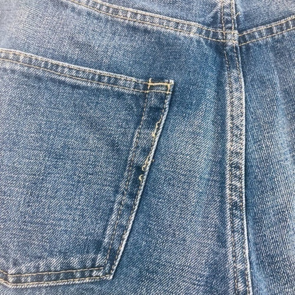 Topshop High Rise Moto Mom Raw/Fray Hem Denim/Jeans Cut Off Shorts-Size 6 - Picture 8 of 11
